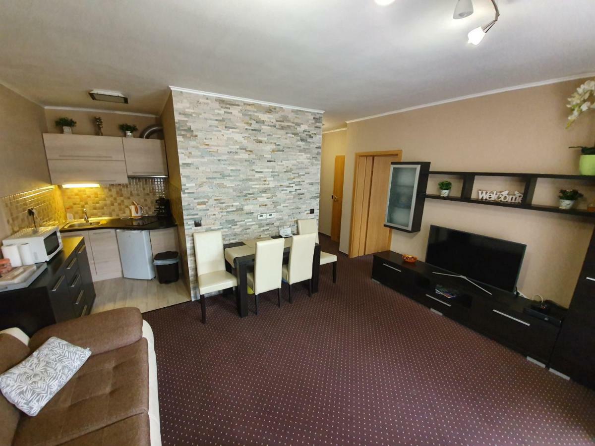 Ferienwohnung Baby Apartman Hajdúszoboszló Exterior foto
