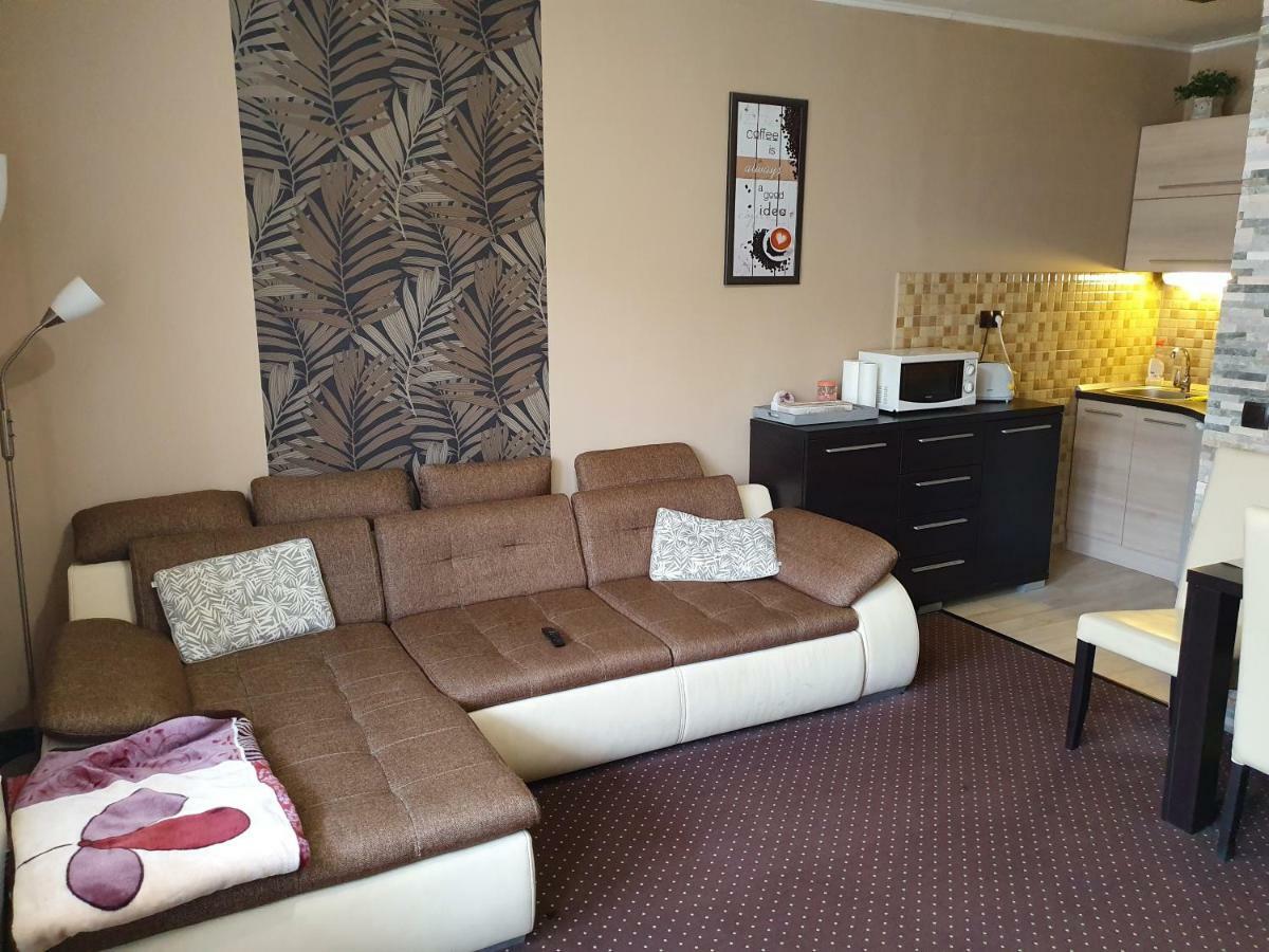Ferienwohnung Baby Apartman Hajdúszoboszló Exterior foto