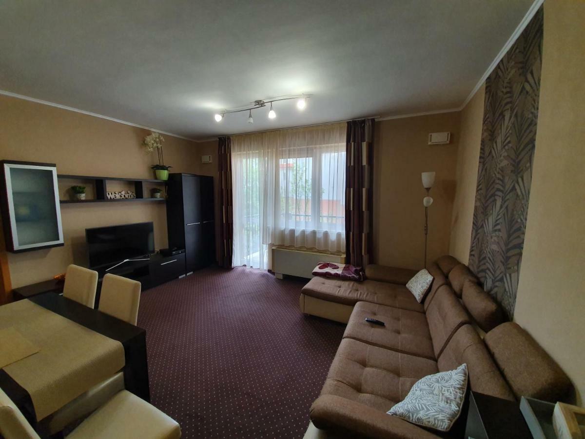 Ferienwohnung Baby Apartman Hajdúszoboszló Exterior foto