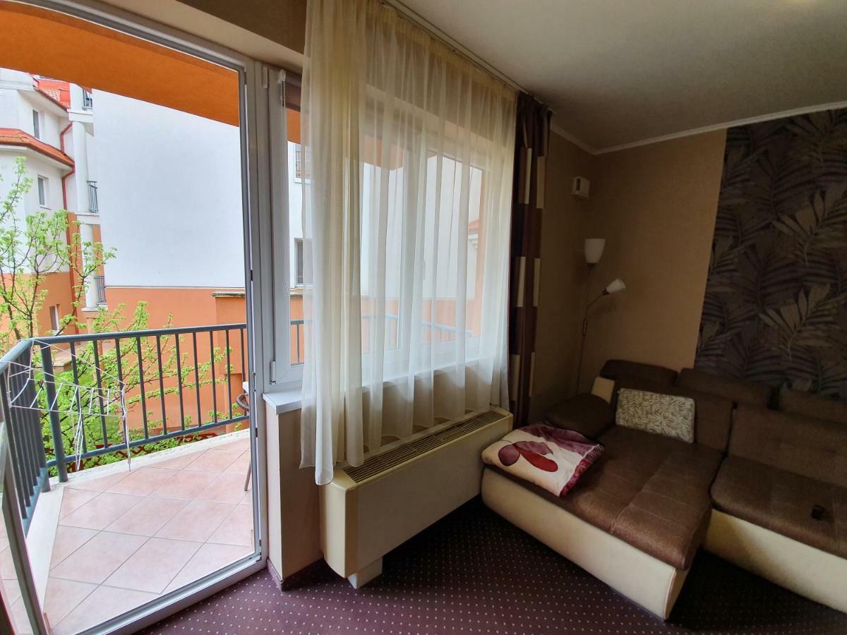 Ferienwohnung Baby Apartman Hajdúszoboszló Exterior foto